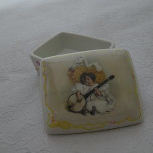 1989 Hamilton Susanna Trinket Jewelry Box